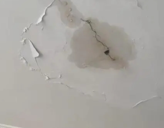 林口阳台漏水维修公司分享下屋面防水工程质量问题原因分析